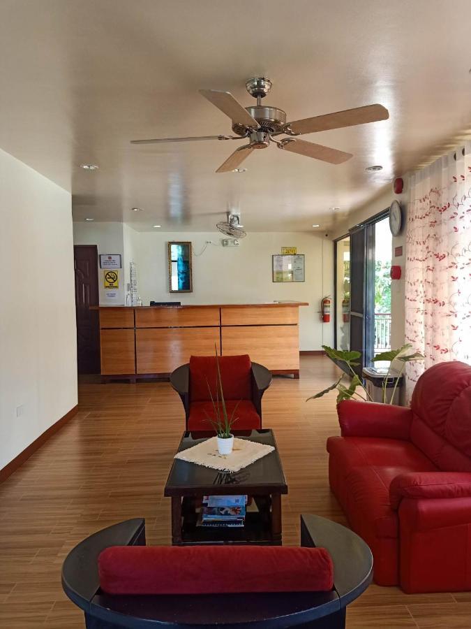 Tessie'S Home Stay Bed & Breakfast Puerto Princesa Exterior foto